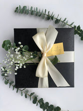 Cargar imagen en el visor de la galería, Catálogo Día de la Madre (por cotización)