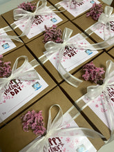 Cargar imagen en el visor de la galería, Catálogo Día de la Madre (por cotización)