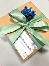 Cargar imagen en el visor de la galería, Catálogo Día de la Madre (por cotización)